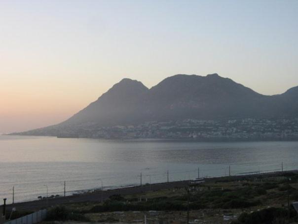 Porcupine Walk Apartment Simonʼs Town Екстериор снимка
