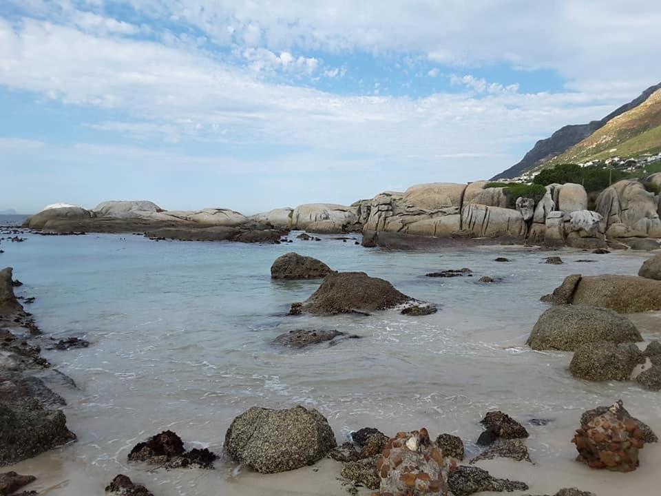 Porcupine Walk Apartment Simonʼs Town Екстериор снимка