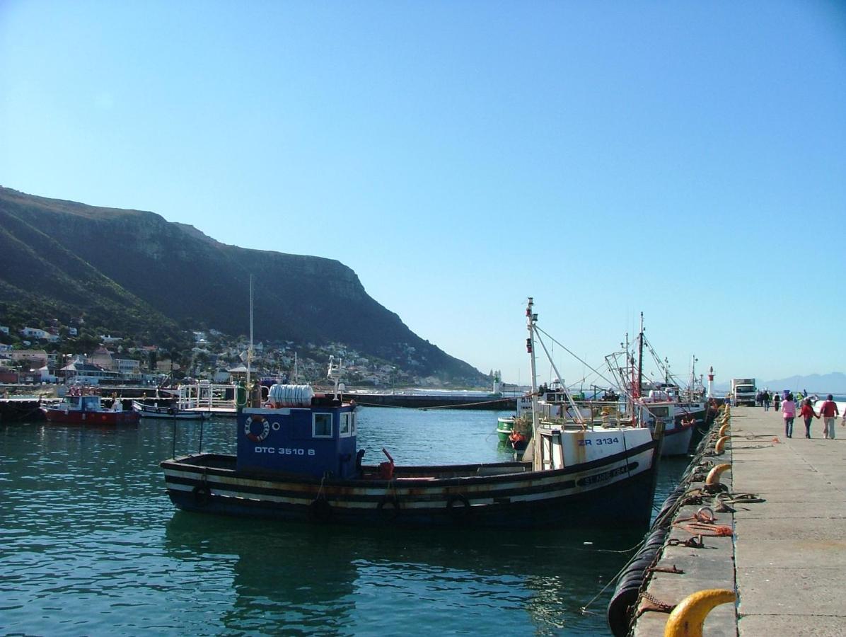 Porcupine Walk Apartment Simonʼs Town Екстериор снимка