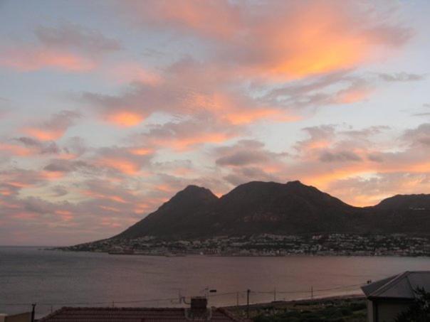 Porcupine Walk Apartment Simonʼs Town Екстериор снимка