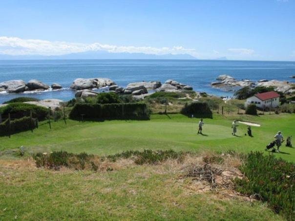 Porcupine Walk Apartment Simonʼs Town Екстериор снимка